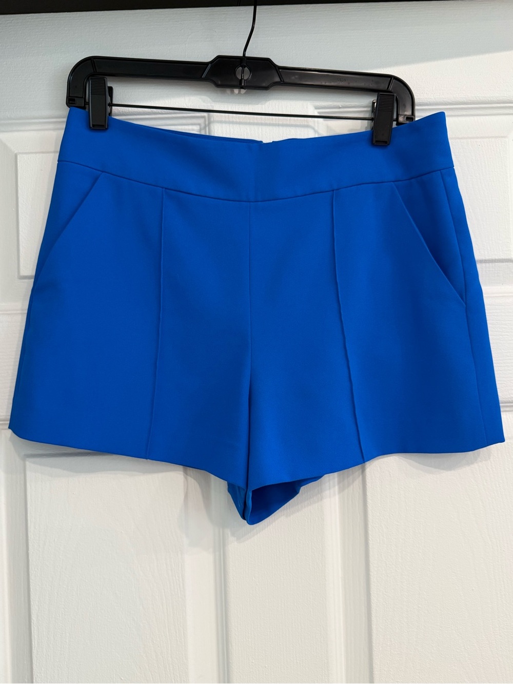 Alice + Olivia Cobalt Blue High-Waist Tailored Shorts size 6 - Picture 2 of 9